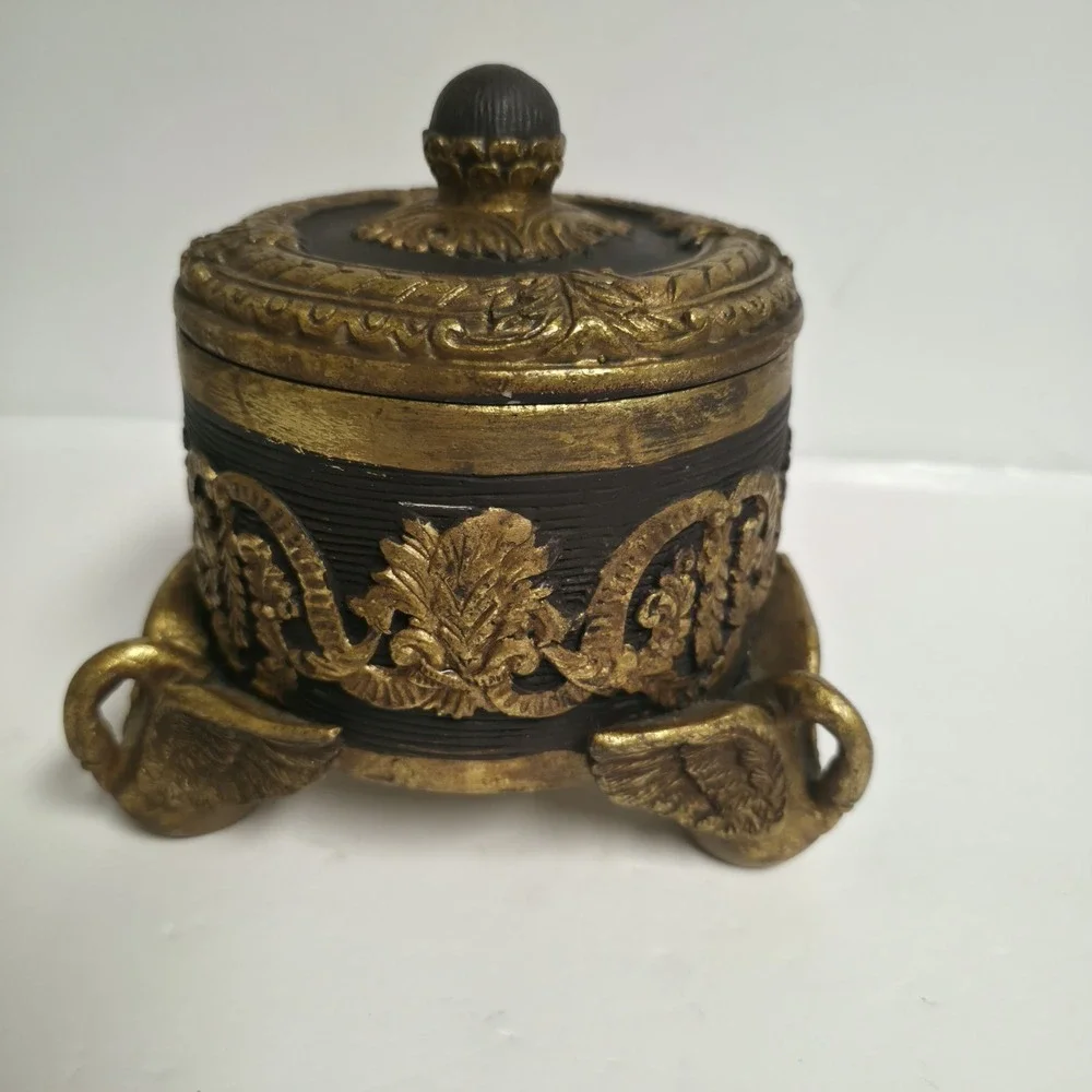 Vintage Ornate Heavy Trinket Box Gold Swan Feet Jewelry Casket Jar Lid